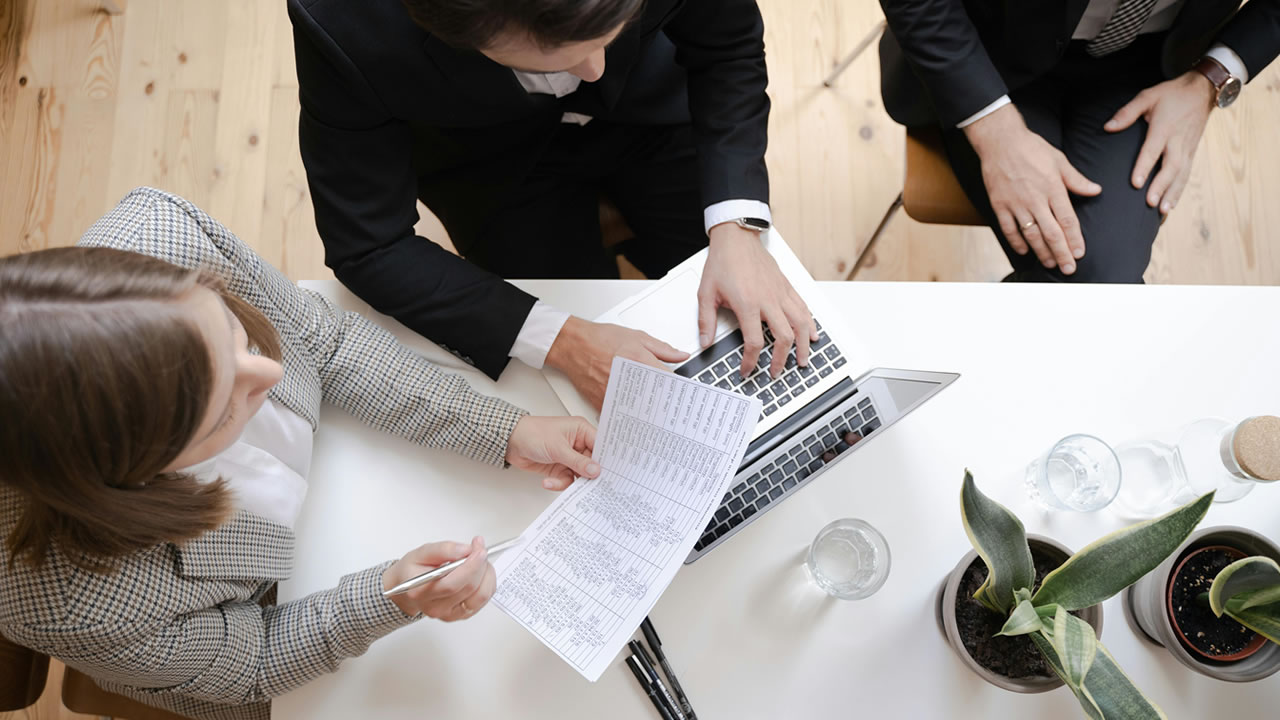 Form 2290: How to Calculate & Report Additional Tax After a Weight Increase